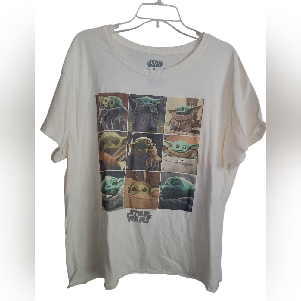 Star Wars Cream Tee with Grogu Panels Sz 1x